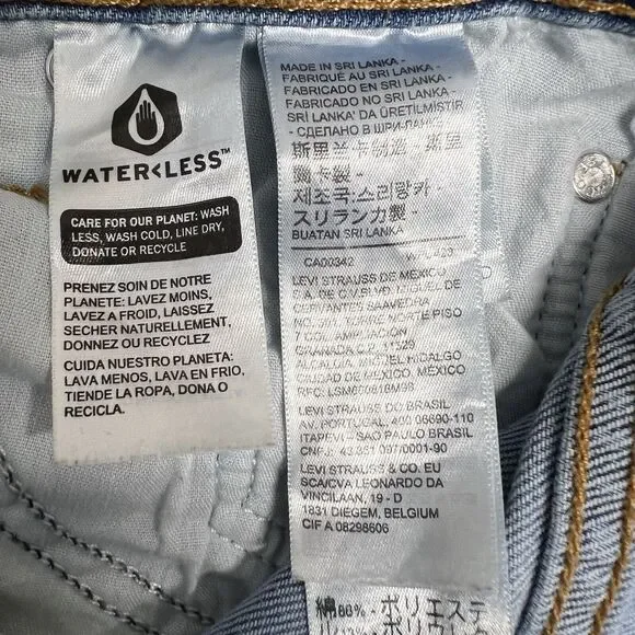 Levi Wedgie Straight Ankle Jeans Sz 28 Frayed Hem Distressed - Picture 8 of 9